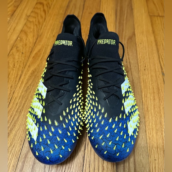 Adidas Predator demonskin size 11 mens cleats - Picture 2 of 2